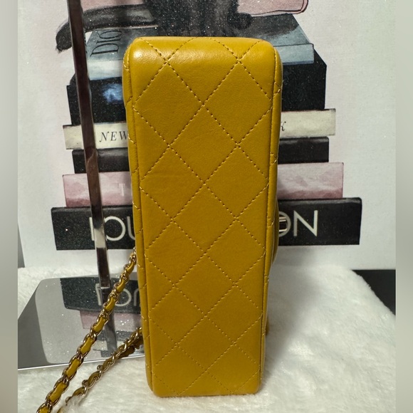 Chanel Top Handle Single Flap Mini - Picture 9 of 11